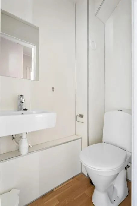 The Red House - Affordable Living In City Center Берген Норвегия