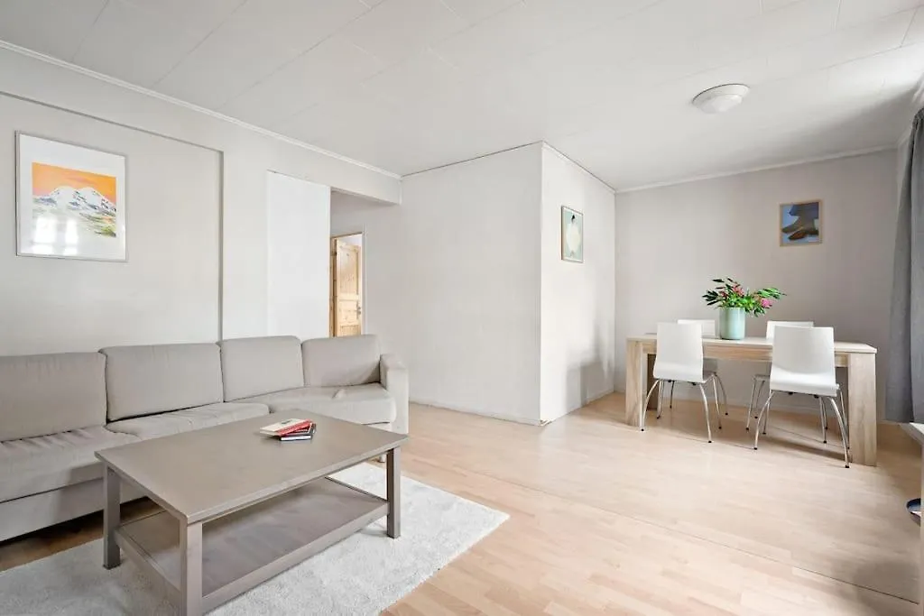 The Red House - Affordable Living In City Center Берген Апартаменты