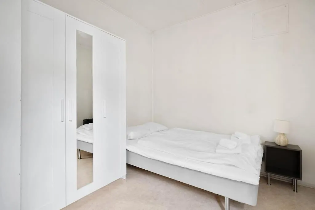 The Red House - Affordable Living In City Center Берген Апартаменты
