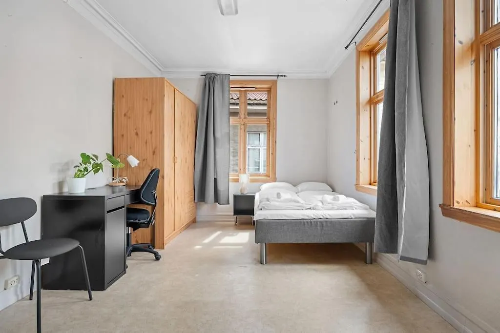 The Red House - Affordable Living In City Center Берген Норвегия