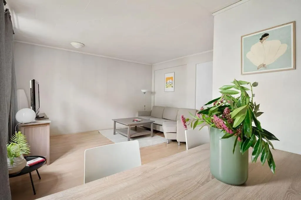 The Red House - Affordable Living In City Center Берген